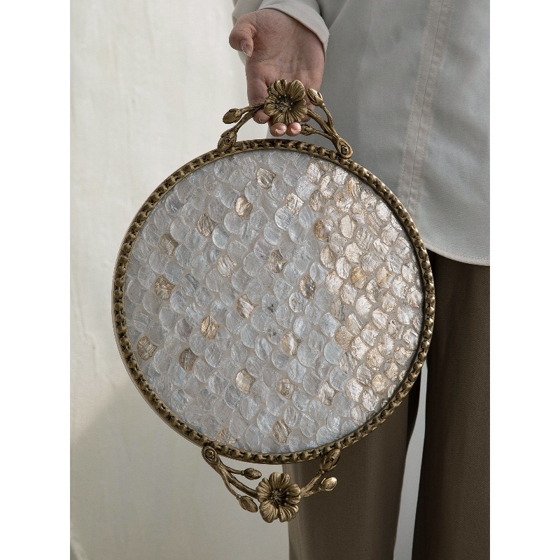 Retro Light‑Luxury Shell Decor - Luxury Skin Care 评论和价格