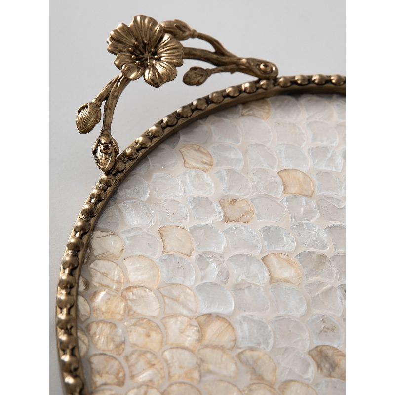 Retro Light‑Luxury Shell Decor - Luxury Skin Care 评论和价格