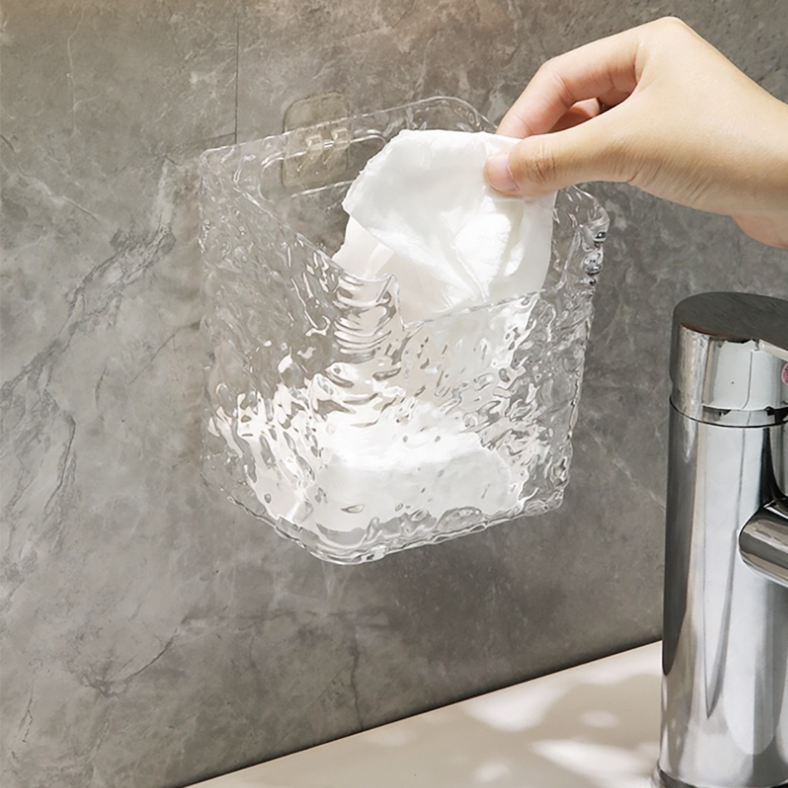 Wall Mounted Storage Rack Ligh - Luxury Skin Care 评论和价格