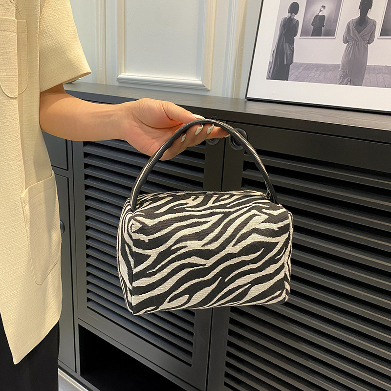Leopard Makeup Bag Luxury  Lar - Luxury Skin Care 评论和价格